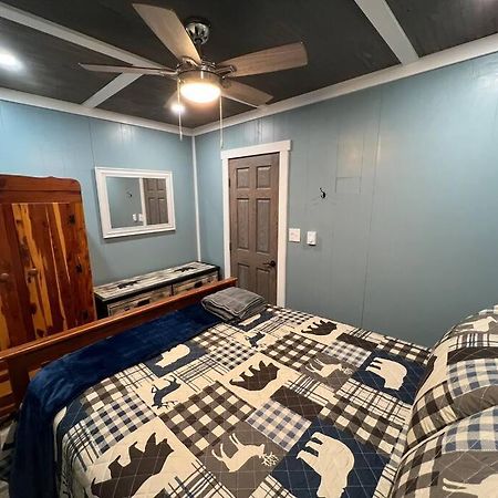 Cubs Den - Hot Tub- Walk To Lake- Fire Pit - Kayaks Oakland Exterior foto