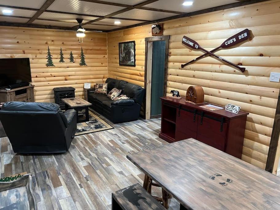 Cubs Den - Hot Tub- Walk To Lake- Fire Pit - Kayaks Oakland Exterior foto