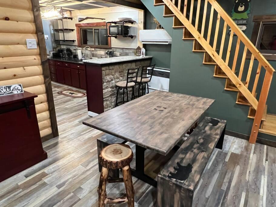 Cubs Den - Hot Tub- Walk To Lake- Fire Pit - Kayaks Oakland Exterior foto